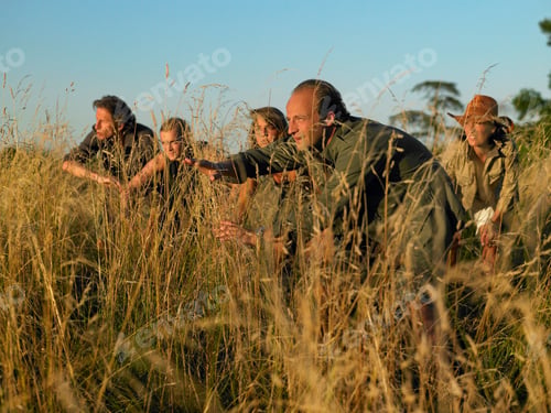 Preview: People in a safari