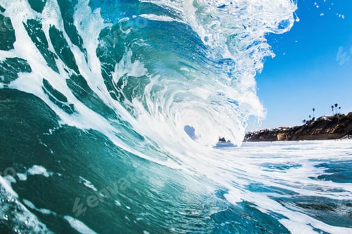 Preview: Close up of rolling wave and foamy sea