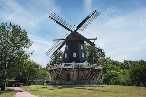 Preview: Windmill at Slottstradgarden (Castle garden) park - Malmo, Sweden