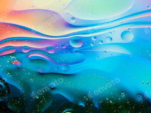 Preview: abstract composition with oil on water