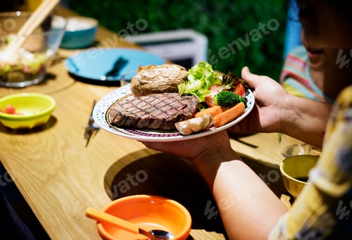 Preview: Closeup of serving homemade steak