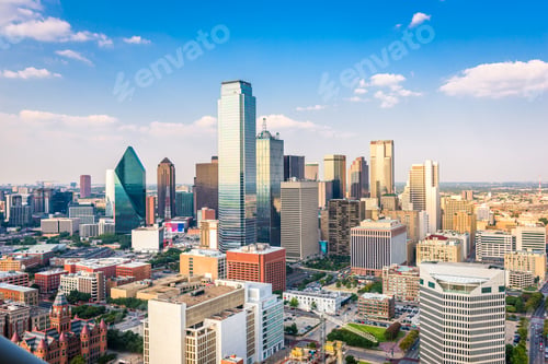 Preview: Dallas, Texas, USA Skyline at twilight