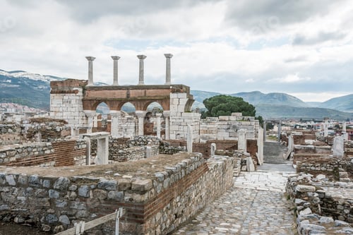 Preview: st Johns Basilica