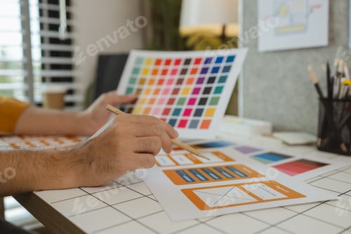 Preview: A web designer is using his idea to create a digital product design project that will meet the needs