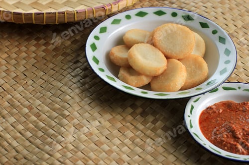 Preview: Ulen Ketan, Indonesian Traditional Snack Made from Steam Sticky Rice