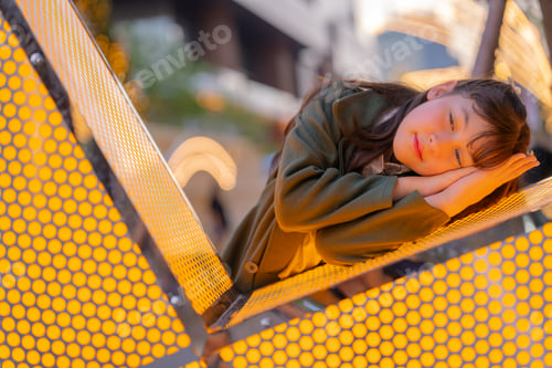Preview: business woman calling smartphone at outdoors