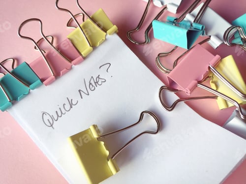 Visualização: Bloco de notas e clipes, organizador de escritório