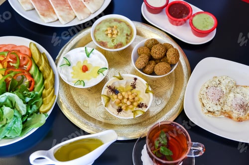 Preview: Ramadan Suhoor Collection Falafel & Hummos 4