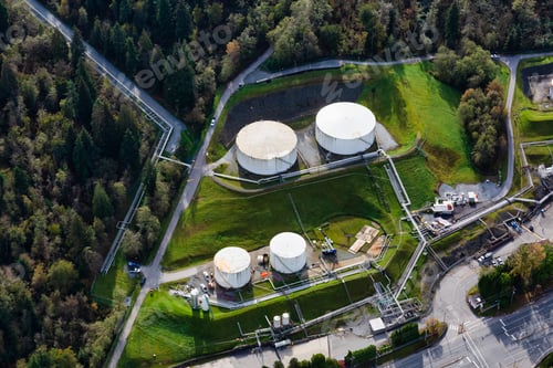 Preview: Aerial view of Oil Refinery Industrial Site in a modern city