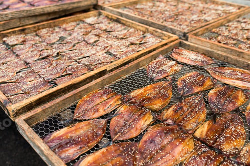 Preview: Dried fish on market