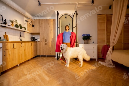 Preview: Woman comes cozy home with her pet waiting