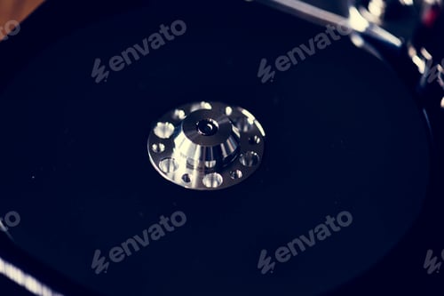 Preview: Hard disk drive archive data backup