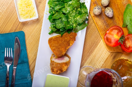 Preview: Breaded cutlet served on a plate