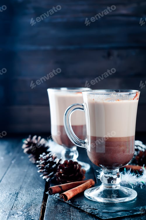 Preview: Two Festive Hot Drinks with Cinnamon Sticks