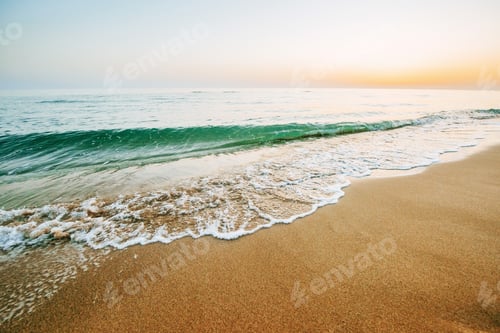 Preview: Colorful sunset over the sea.