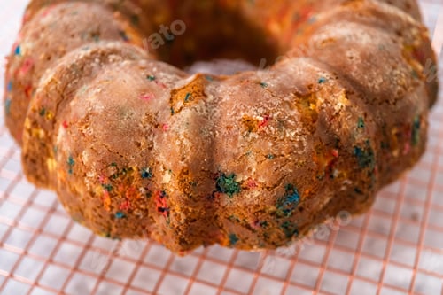 Preview: Funfettti Bundt Cake