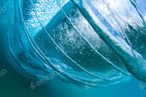 Preview: Wave rings, underwater view, Hawaii