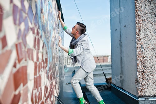 Preview: Man on roof