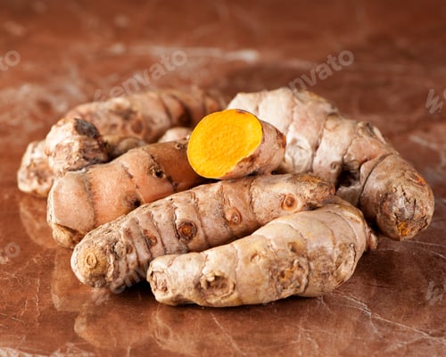 Preview: Raw turmeric root