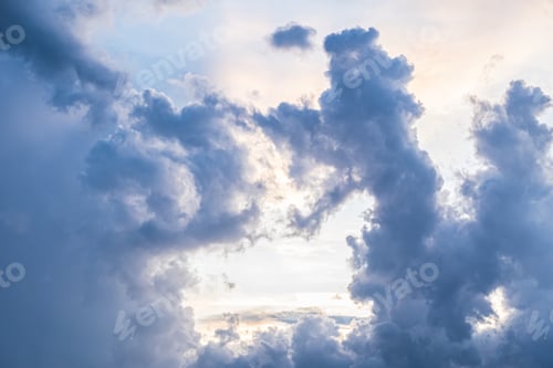 Preview: Beautiful evening sky with clouds.