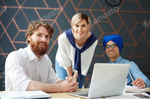 Preview: Successful co-workers