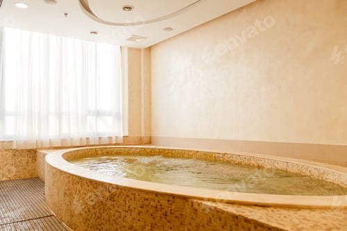Preview: Jacuzzi baths in hotel spa center