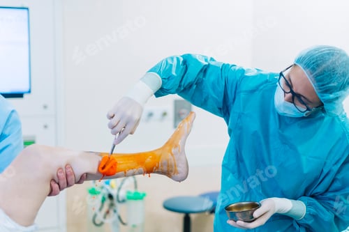 Preview: Team of surgeons operating in the hospital