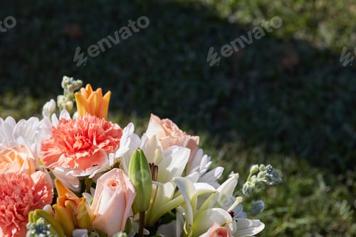 Preview: Bunch oh Orange white and pink flowers