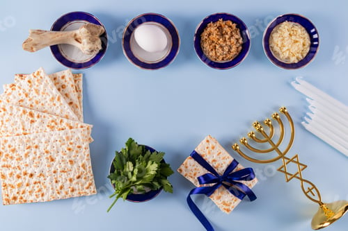 Preview: Beautiful festive background for the delay of Jewish Passover. Top view, flat layout, frame.