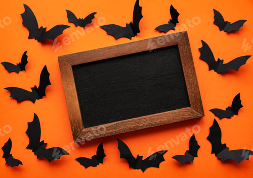 Preview: Halloween holiday decorations