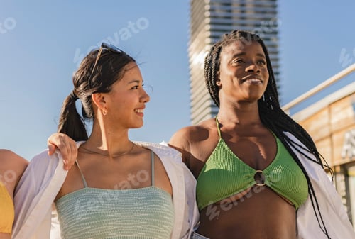 Preview: Two Friends Enjoying a Sunny Day at the Beach