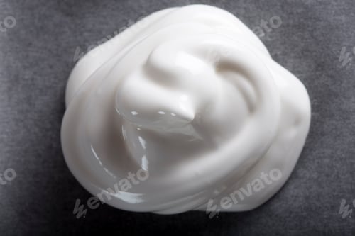 Preview: White meringue