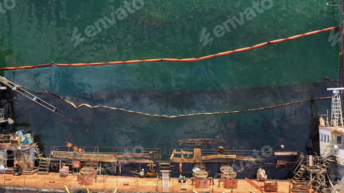Preview: Top view of the deck of the sunken ship.