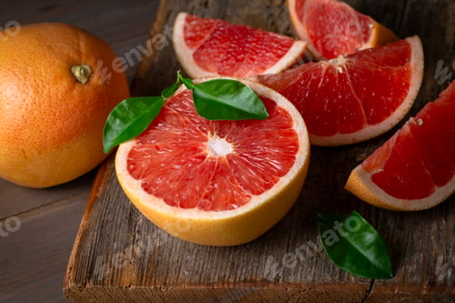 Preview: Fresh grapefruit and grapefruit slices