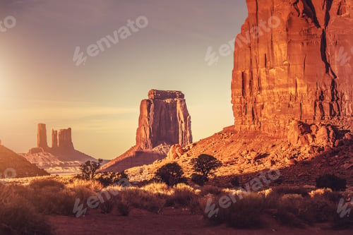 Preview: Famous Monuments Valley