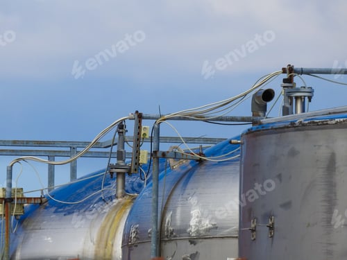 Preview: Industrial facility with tanks and pipes