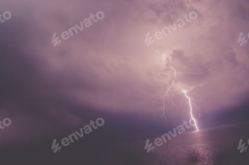 Preview: Lighting on the water