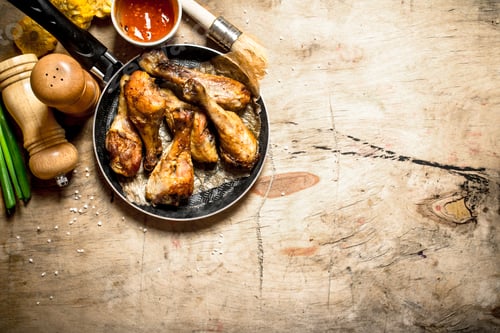Preview: Fried chicken with tomato sauce.