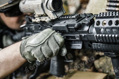 Preview: army ranger machine gunner