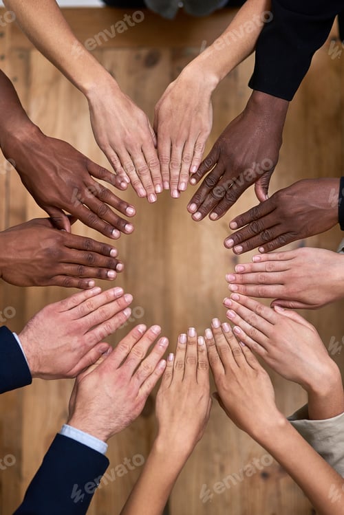 Vista previa: All hands on deck