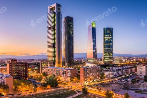 Preview: Madrid, Spain Skyline