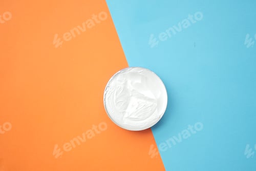 Preview: Close up of beauty cream