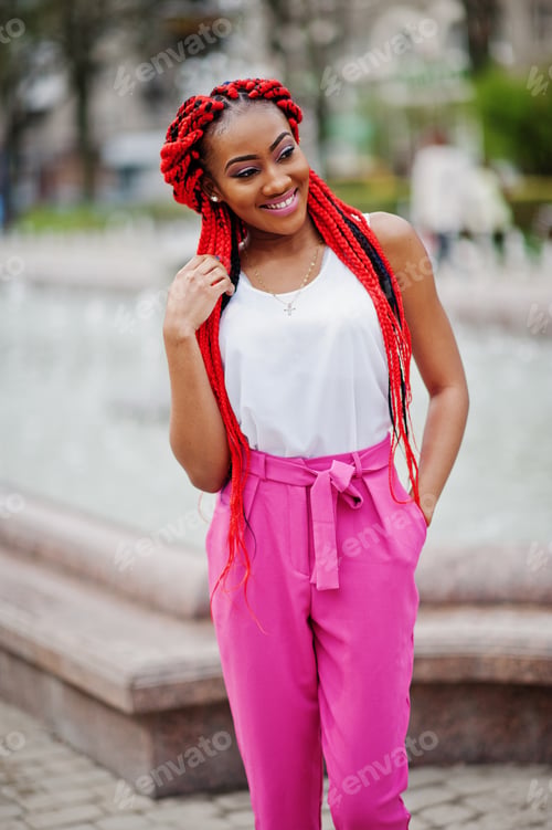 Preview: Fashionable african american girl red dreads