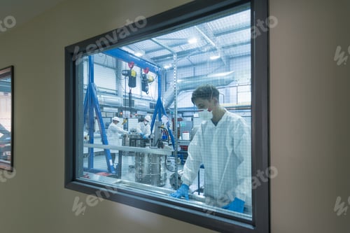 Preview: Graphene nanomaterial manufacturing environment in graphene processing factory