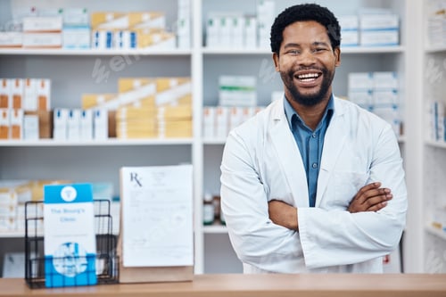 Preview: Pharmacy portrait, medicine package and happy man in drugs store, pharmaceutical shop or healthcare