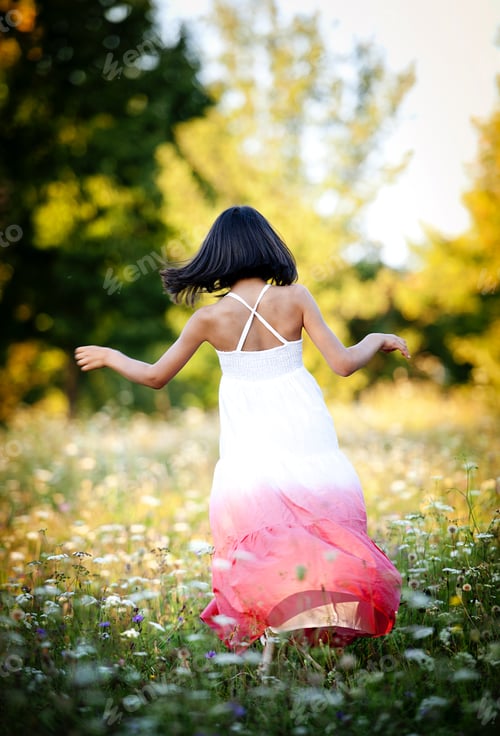 Preview: Happy little girl