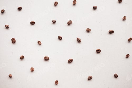 Preview: Pattern of roasted coffee beans arrange on brown paper background