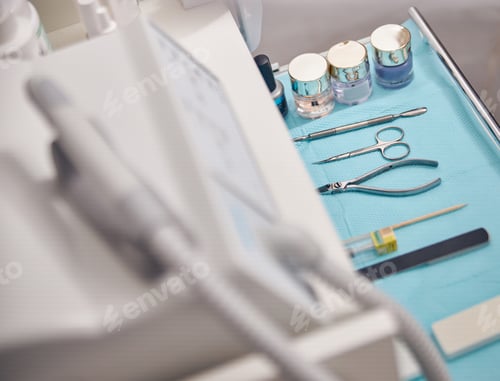 Preview: Instruments and digital machine for nail care
