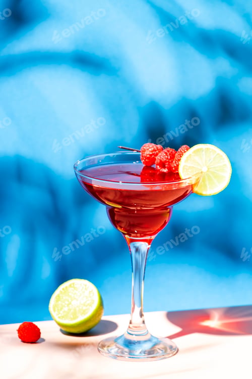 Preview: La Bomba Daiquiri alcoholic cocktail drink with white rum, lime juice, syrup and raspberries