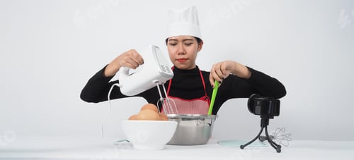 Preview: Food blogger streaming live. Online food instructor woman chef.